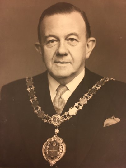 Sir Neil Hamilton Fairley (1951–1953)