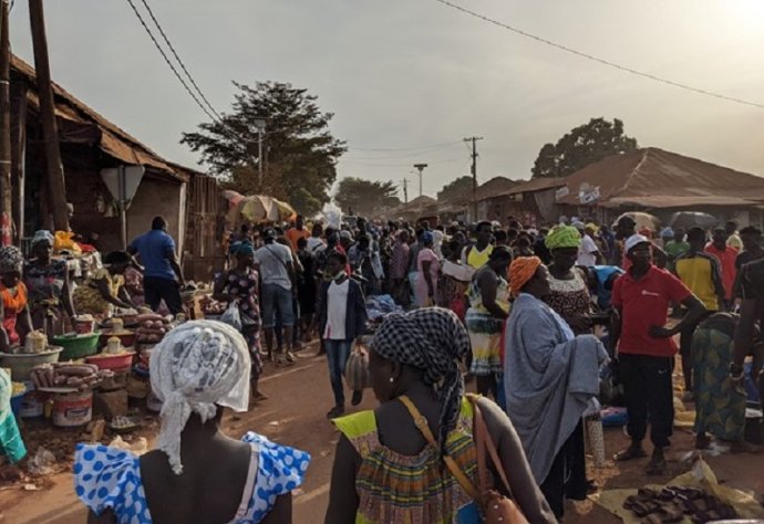 Figure 1. A market near the Bandim Health Project offices. Private photo by the author.