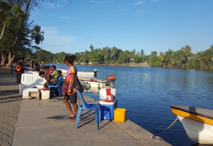 Madang fish market opens again after Covid-19 SoE as fishermen bring their catch to sell. Photo: Ben Bande