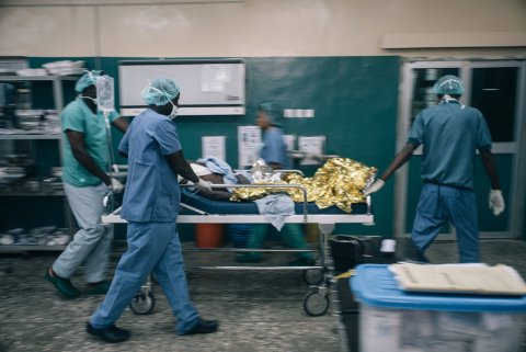 A noma patient is transferred to the post-operative ward after undergoing a reconstructive surgery in Sokoto Noma Hospital, Nigeria. Credit: Claire Jeantet - Fabrice Caterini/Inediz